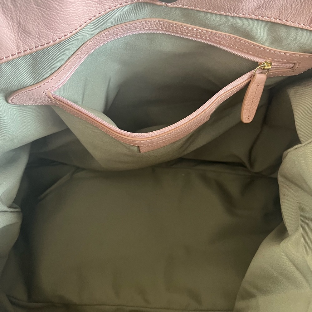 G.I.L.I. Classic Pink 100% Genuine Leather Tote Bag - Picture 7 of 13